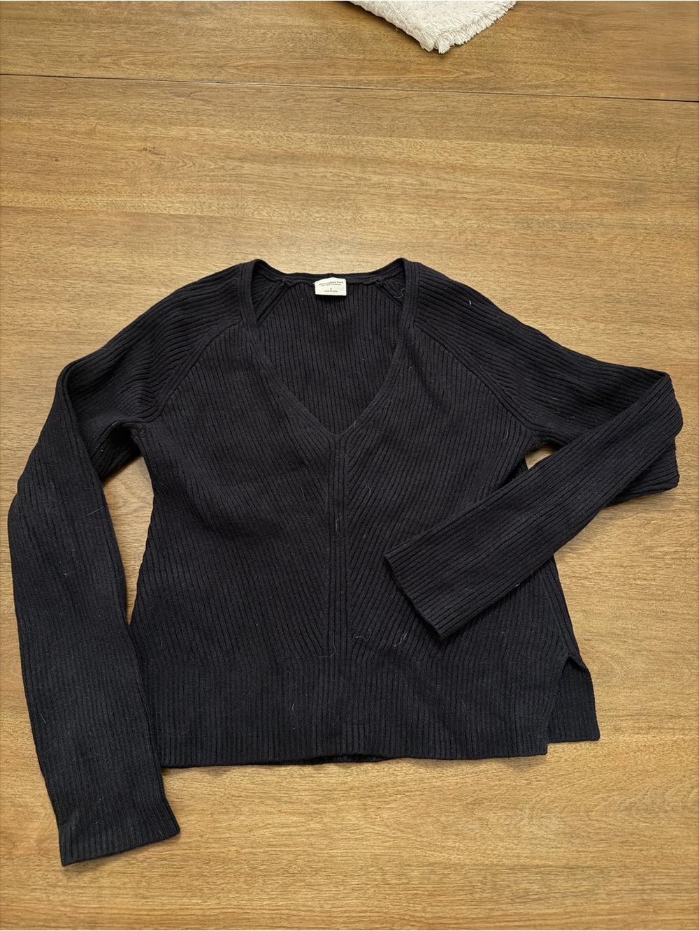 Abercrombie & Fitch Black Ribbed V-Neck Sweater